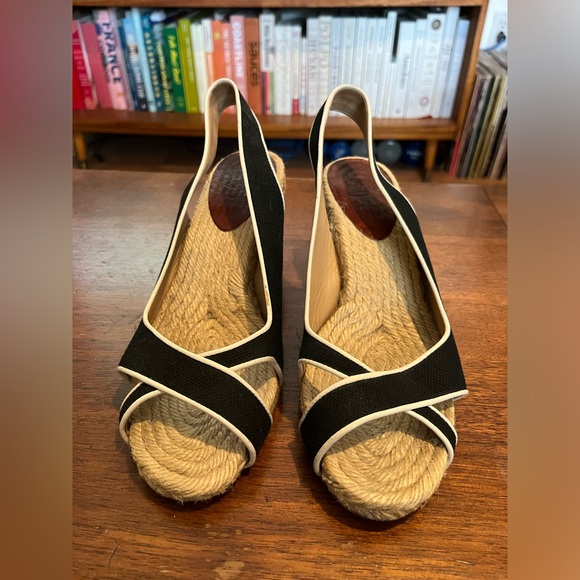 Louboutin Black Canvas Espadrille Slingback - Picture 4 of 10